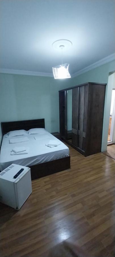Hostel Gomani バトゥーミ エクステリア 写真