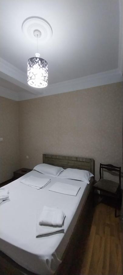 Hostel Gomani バトゥーミ エクステリア 写真
